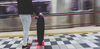 electric-skateboards-subway.jpg electric-skateboards-subway.jpg